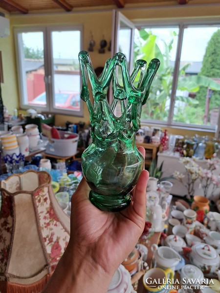 Gxönyörű retro zöld üveg váza áttört  nosztalgia darab, Gyűjtői szépség  mid century modern