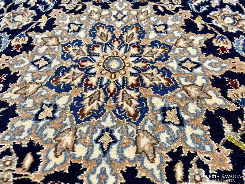 Nain 6LA Habibian perzsaszőnyeg selyemmel 130x82 cm