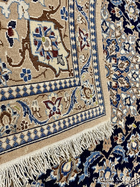 Nain 6la habibian Persian carpet with silk 130x82 cm