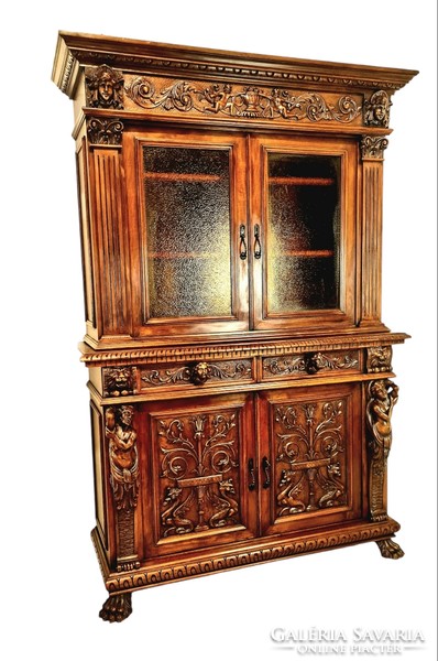 A715 antique renaissance, carved glass cabinet