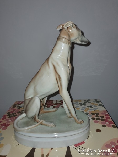 Zsolnay nagyméretű Agár kutya porcelán 26 cm