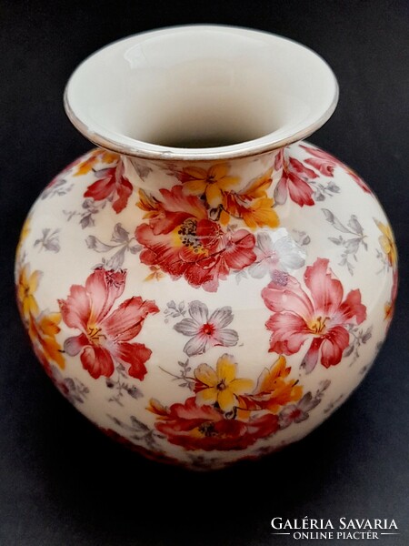 Zsolnay small vase with rare flower decor
