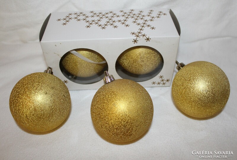 Large golden Christmas balls