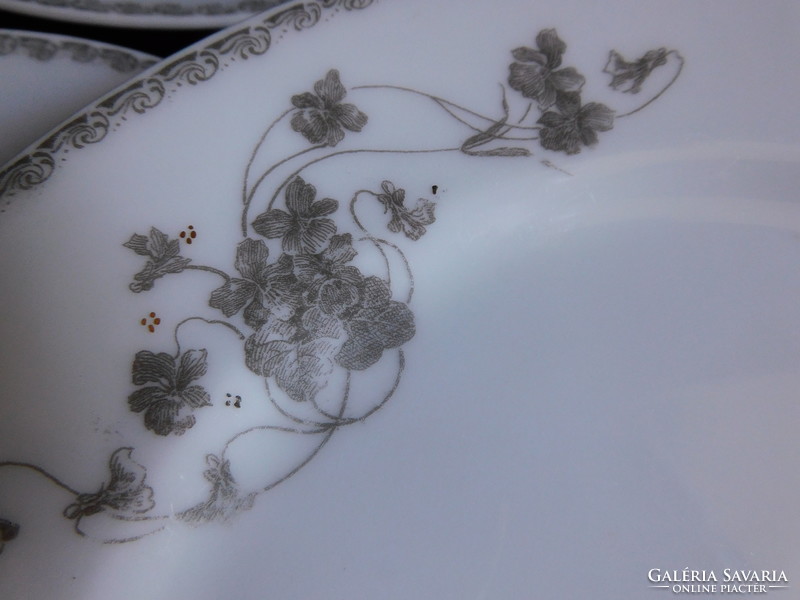 Oblatt Júlia porcelán tányérok szecessziós ibolyamintával - 6 darab