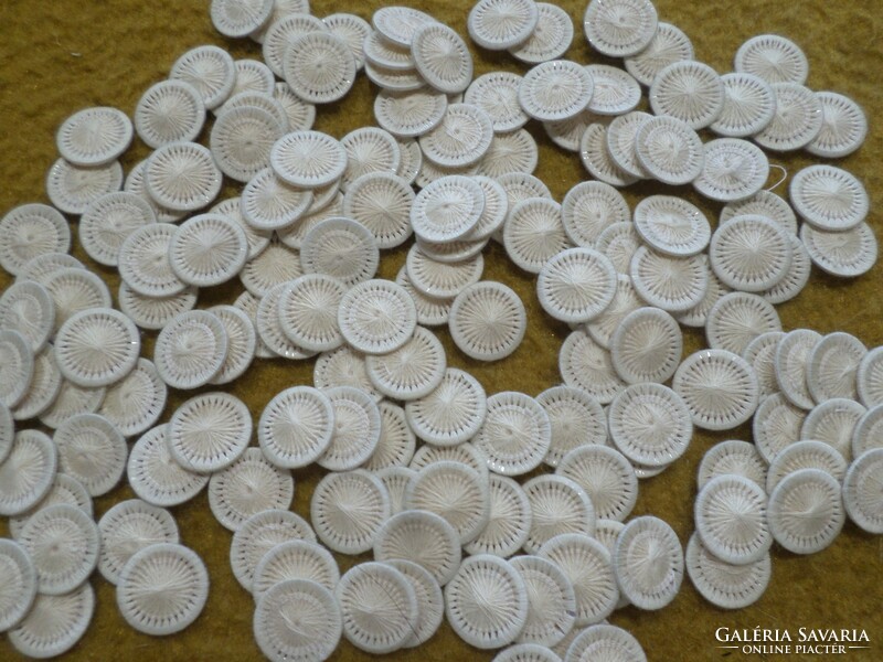 Antique cream colored thread button. 50 Pcs.