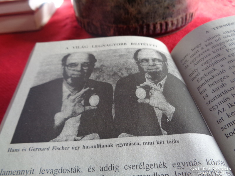 A világ  legnagyobb relytélyei  ,  írta  Gerry Brown , Új Vénusz Lap és könyvkiadó   1994