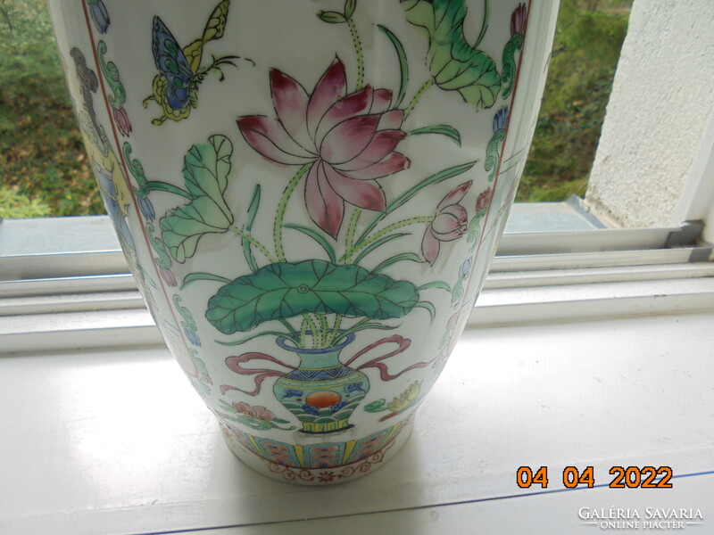 Chinese empress and her entourage pattern, qianlong, famille rose hand painted floor vase