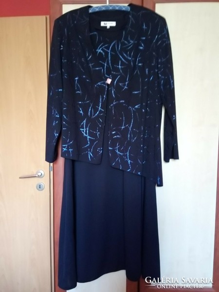Elegant dark blue long dress with blazer
