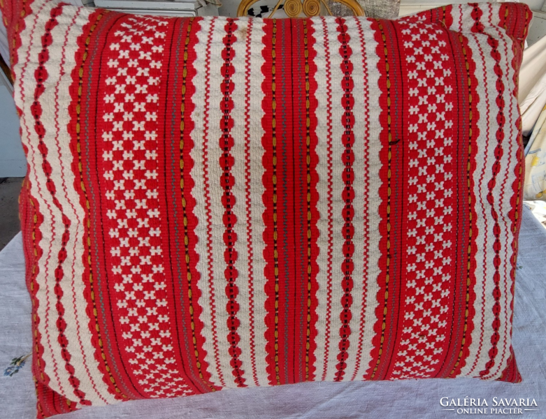 Antique Transylvanian very decorative hand-woven linen throw pillow