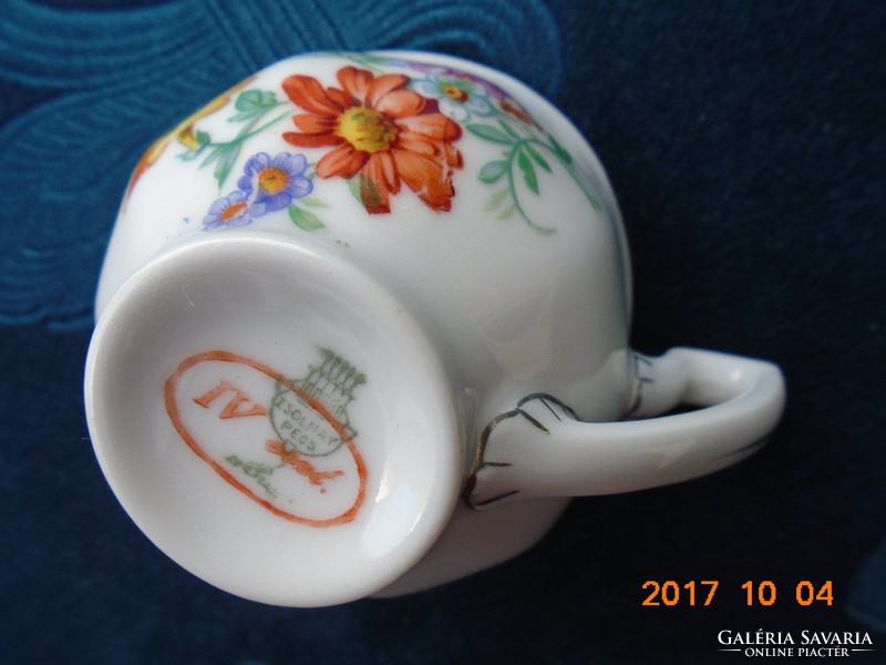 Hand-painted Zsolnay shield seal, Meissen flower pattern, platinum striped coffee cup with coaster