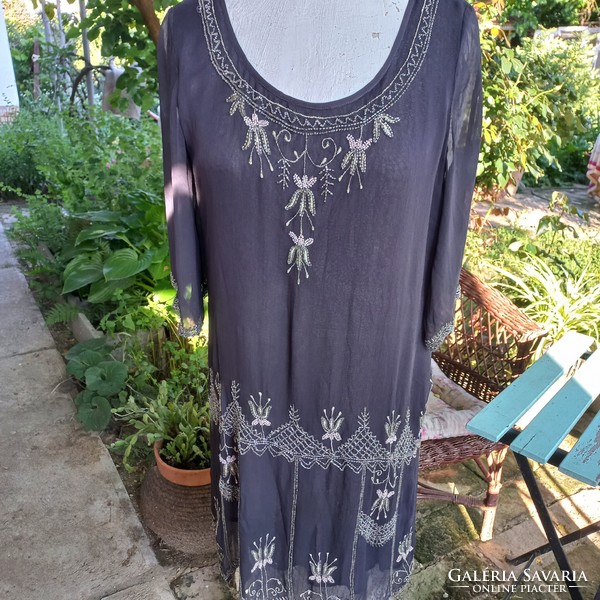 Dreamy dress/tunic embroidered with pearls