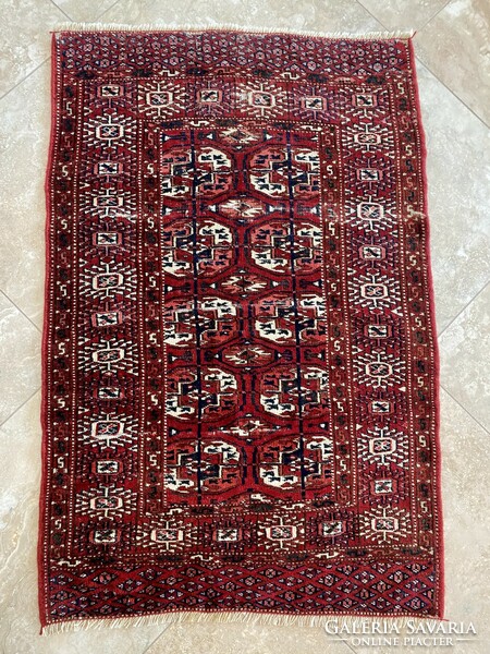 SZ1208 Antik türkmén tekke gölös szőnyeg 122x81 cm