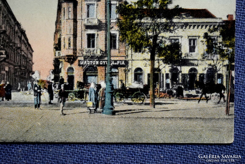 Debreczen. Városi bérházak  - színezett litho képeslap  1916