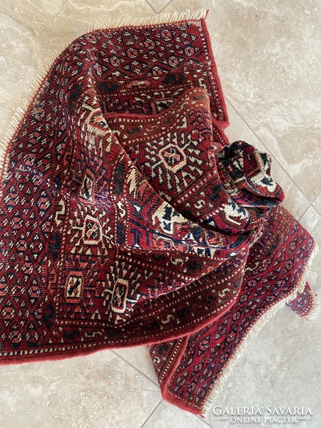 SZ1208 Antik türkmén tekke gölös szőnyeg 122x81 cm