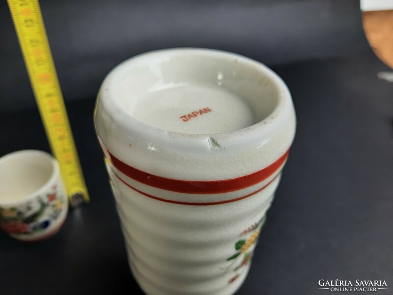 Japanese sake set, pourer + cup. /392/