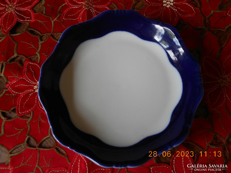 Zsolnay pompadour base glaze serving bowl