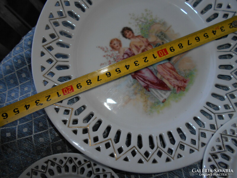 6 db antik jelenetes Victória porcelán  tányér -áttört szegéllyel