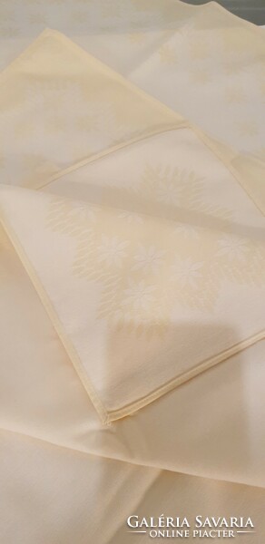 4 cotton satin napkins, vanilla color 45 cm x 45 cm