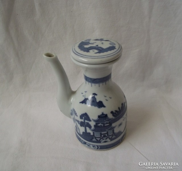 Oriental, Chinese lidded container for oil or vinegar, pagoda pattern