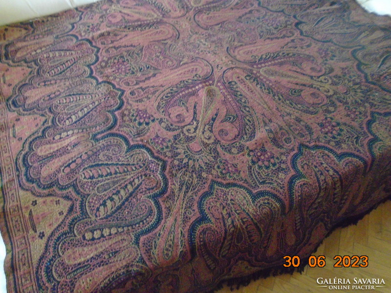 Kashmir bedspread