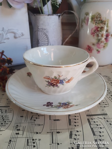 Granite tea set with flowers