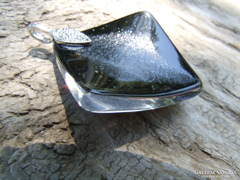 Glass pendant (230630)