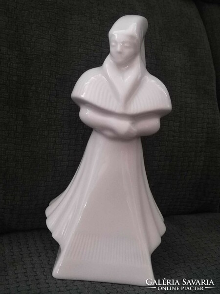 White Herend girl - bride - 13.5 cm