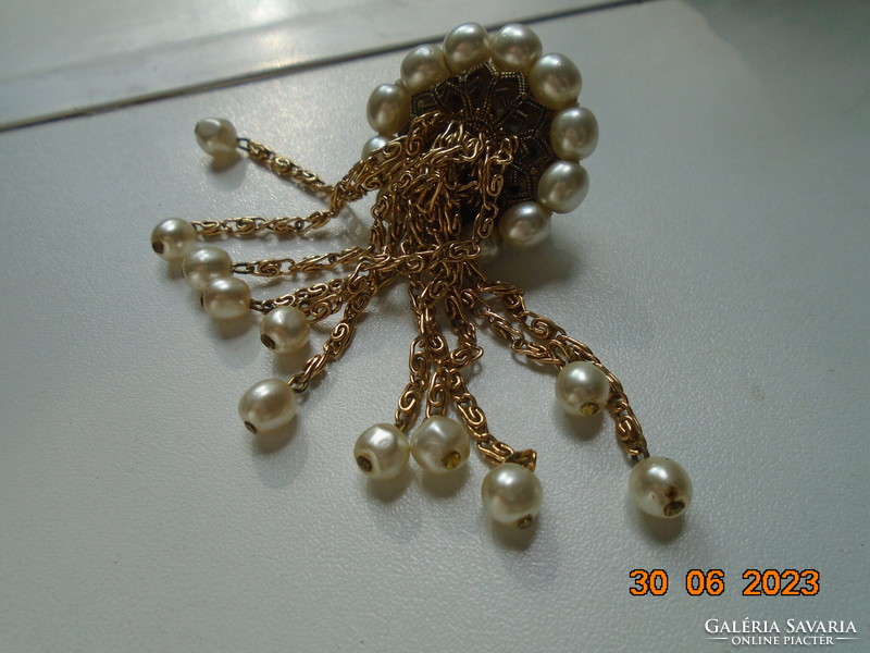 Antique filigree fire-gilded copper brooch, decorated with 11 pearls hanging on a gilded chain
