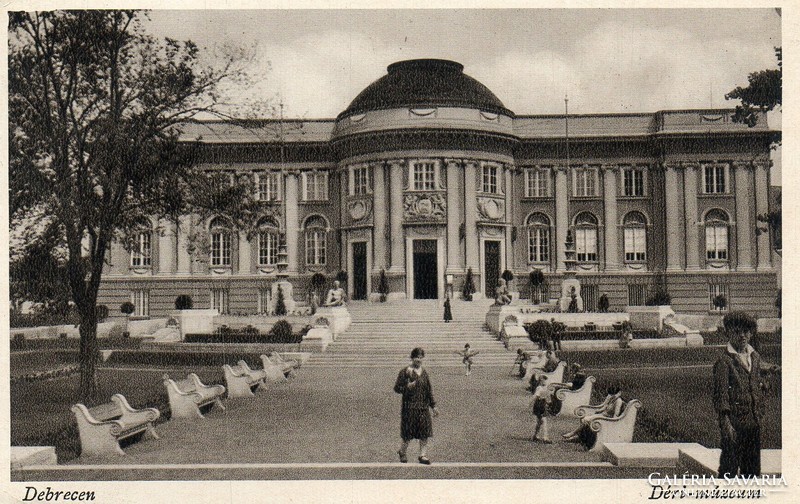 C - 023 printed Hungarian postcard Debrecen 1933 (photo by Barasits)
