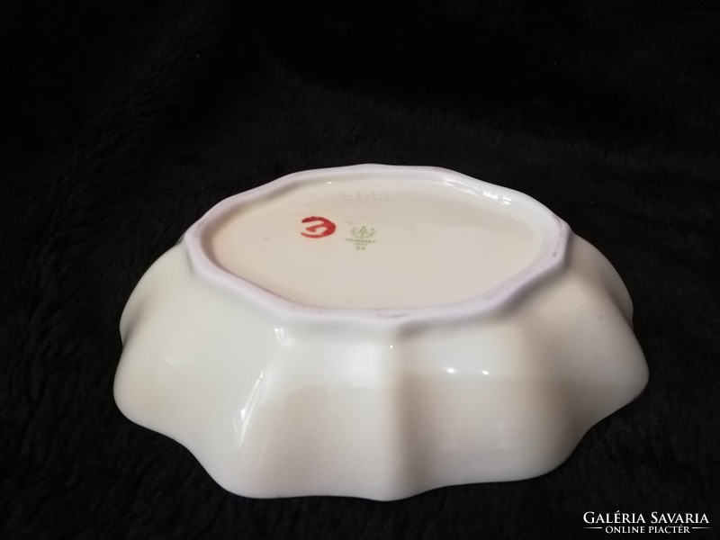 Raven house porcelain serving bowl