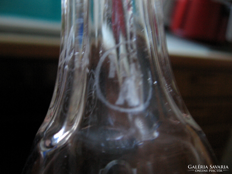 Antik koronás címeres porciós palack, üveg, 2 dl kalibrálva, KJA 36-26