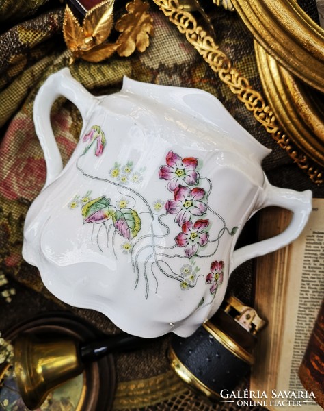 Art Nouveau sugar bowl