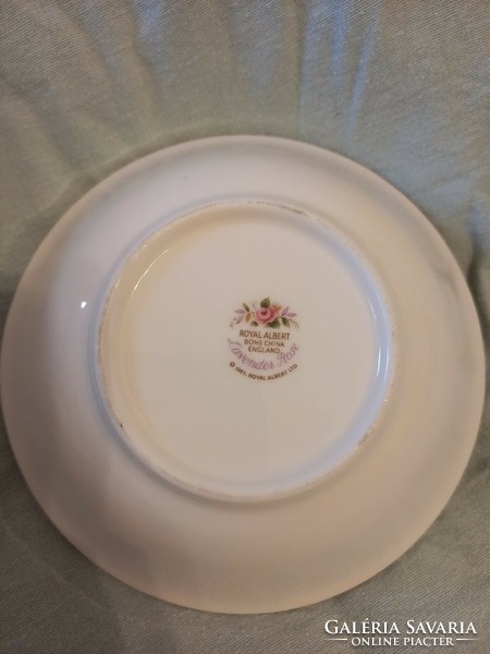 Royal albert lavender rose offering, deeper bowl flawless