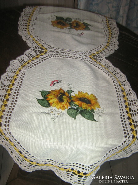 Special tablecloth runner with a beautiful hand-crocheted edge and sewn-on sunflower