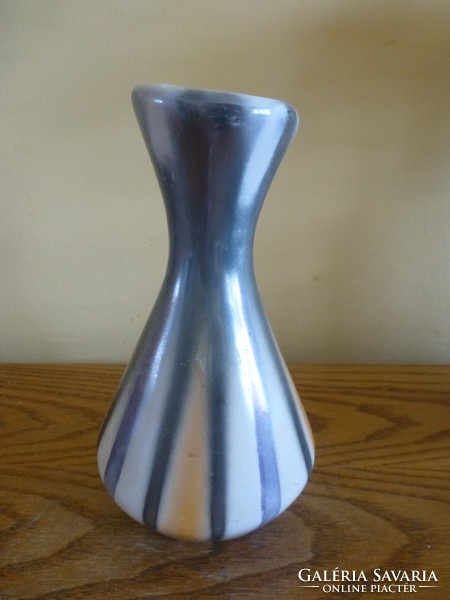 Retro striped mother-of-pearl glazed ceramic vase