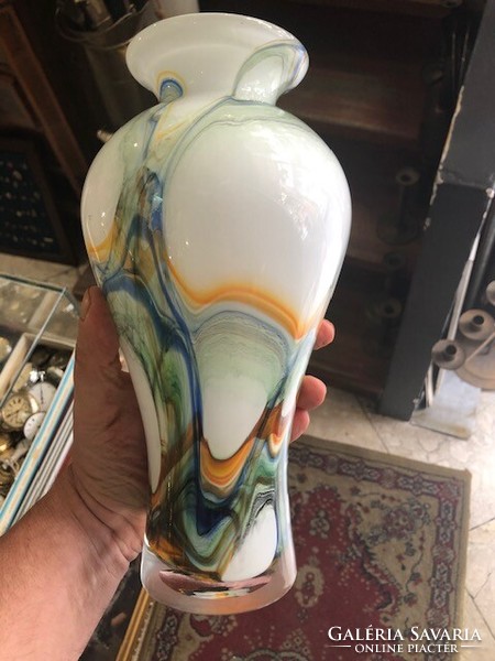 Muránói üveg váza, 24 cm,-es magasságú, hibátlan alkotás