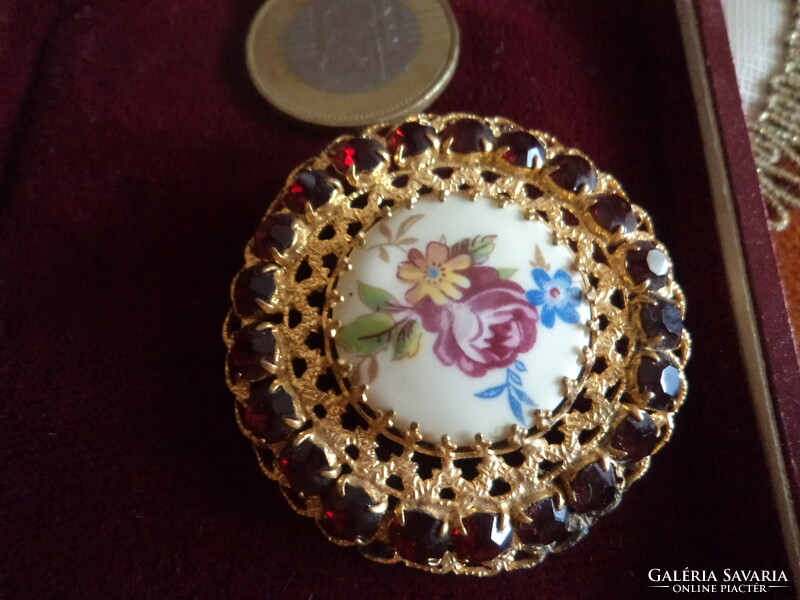 Antique gilded, painted porcelain brooch