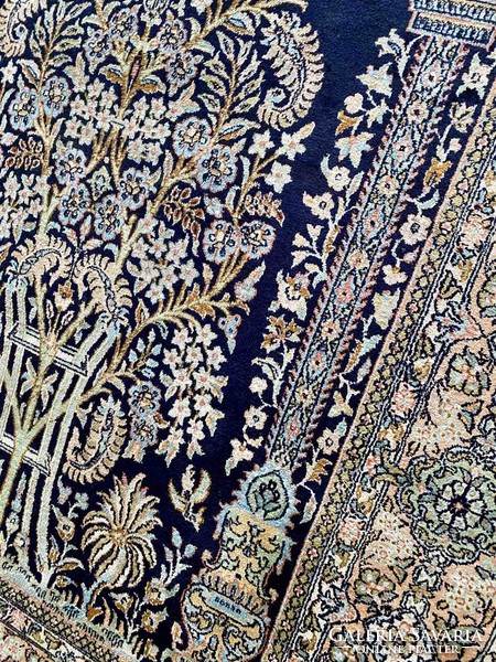 100% Semaintik silk carpet 186x120cm