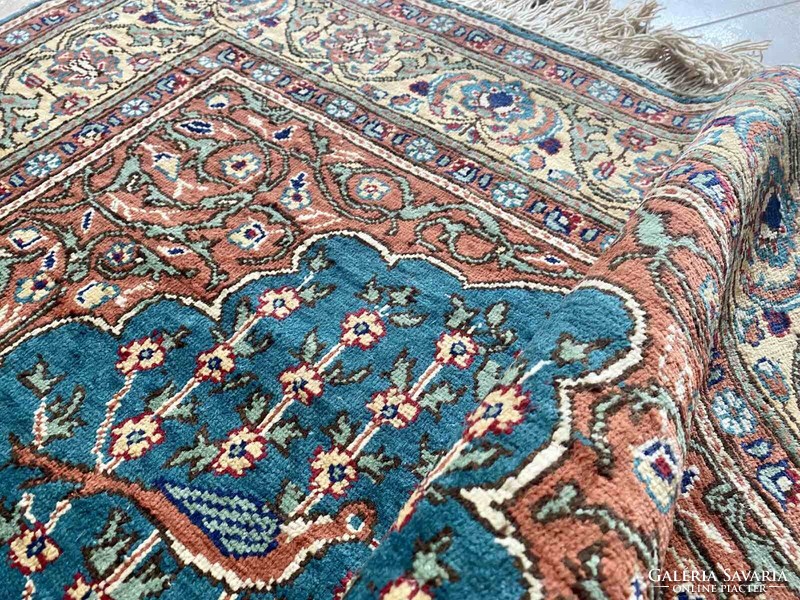 Kayseri 100% silk carpet 200x120 cm