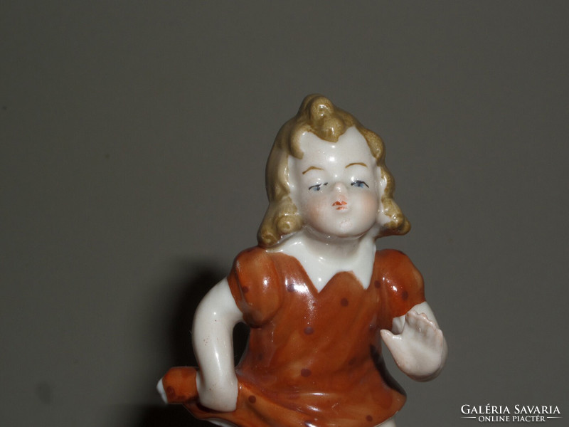 Antik, régi Bertram jellegű porcelán figura, nipp