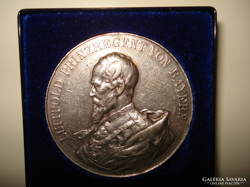 Silver medal of the Duke of Bavaria 1895. With the scene of the battle of 1870/71.