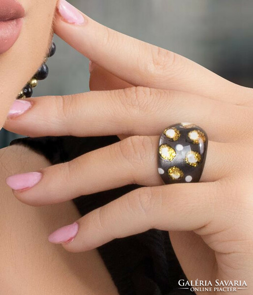 Black colored, gold speckled 3D ring made of acrylic, very nice massive ring.