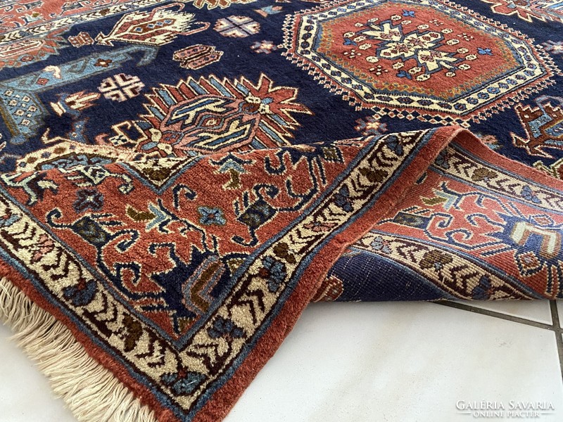 Félantik Kézi Csomózású Azeri Kaukázusi szőnyeg 200x140