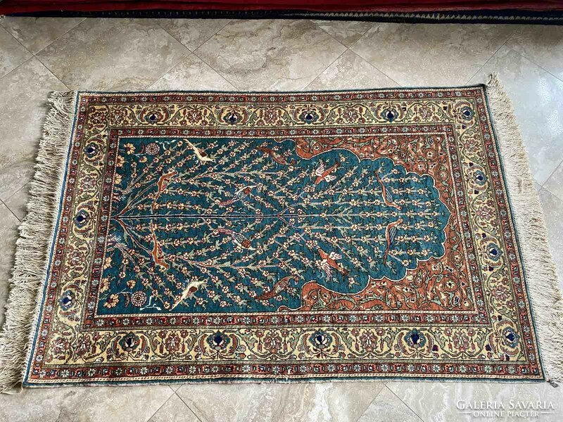 Kayseri 100% silk carpet 200x120 cm