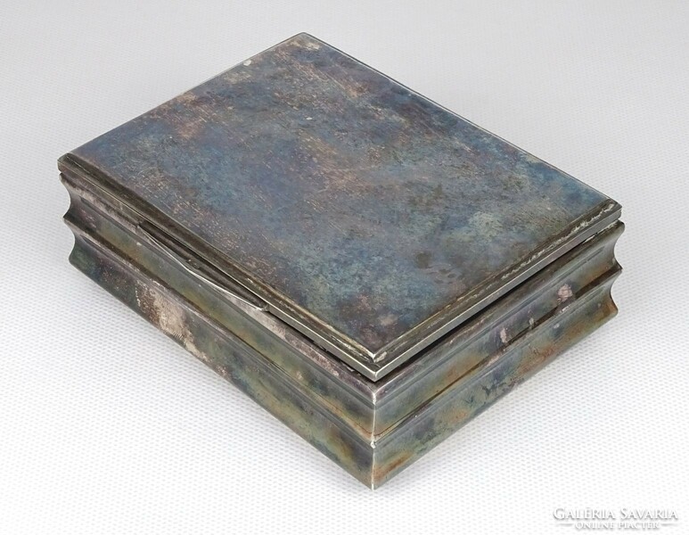 1N387 Antik fa betétes pénzverdei ezüstözött alpakka cigaretta kínáló doboz