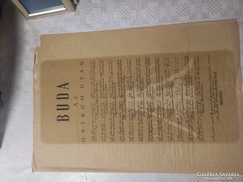 Buda az ostrom után  1945 - ben kiadott litográfia mappa, 200 darabot készítettek belőle