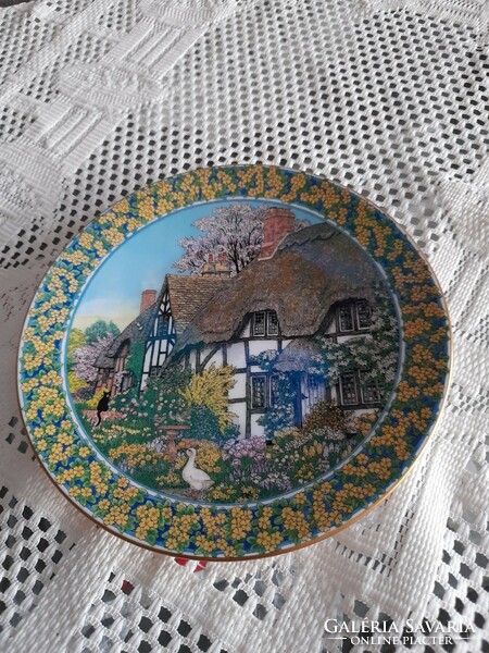 Royal Worcester English decorative plate