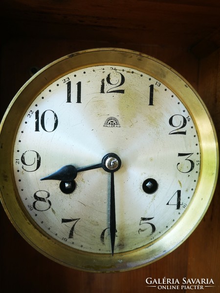 Antik szép, Art Deco stílusban fali óra feles ütős bim-bam. Haller A. G.