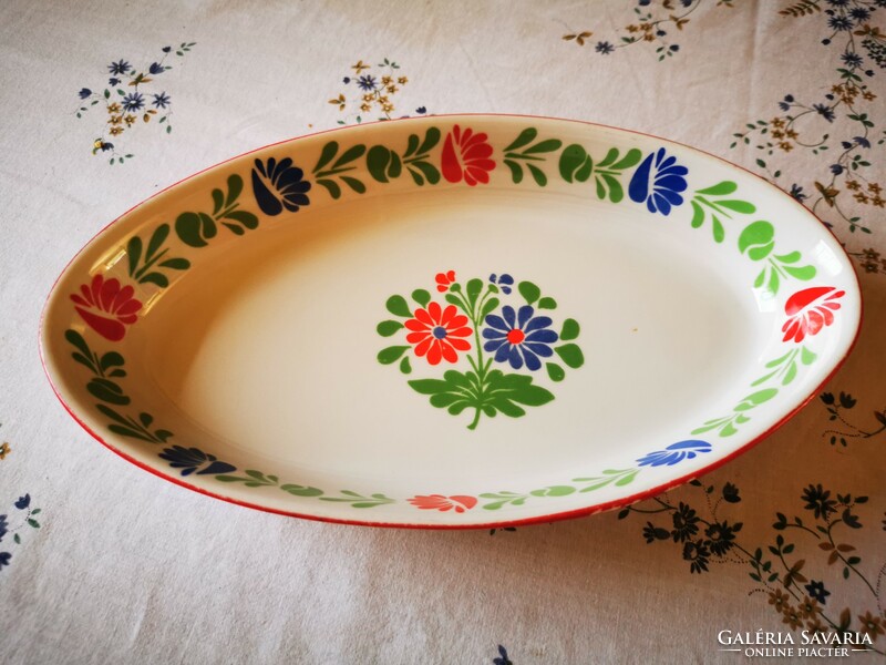 Alföldi Hungarian patterned oval porcelain vegetable plate. Rare