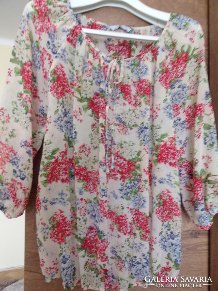 Floral print silk blouse